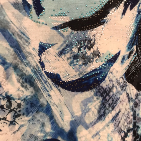 Chico’s Floral Top - Picture 8 of 9